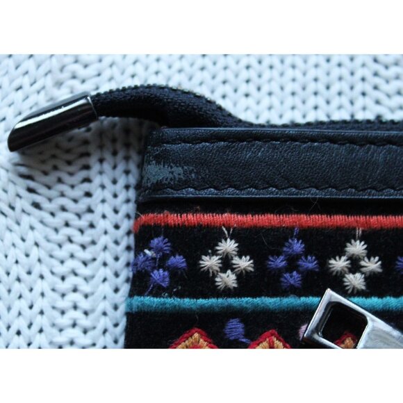 SAVANNA JANE Embroidered Pouch Wristlet Purse 13" x 8.5" - Picture 7 of 9